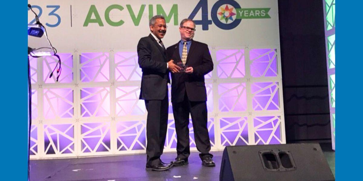 Dr. Jody Lulich accepts the American College of Veterinary Internal Medicine's 2023 Specialty Lifetime Achievement Award for Small Animal Internal Medicine. 